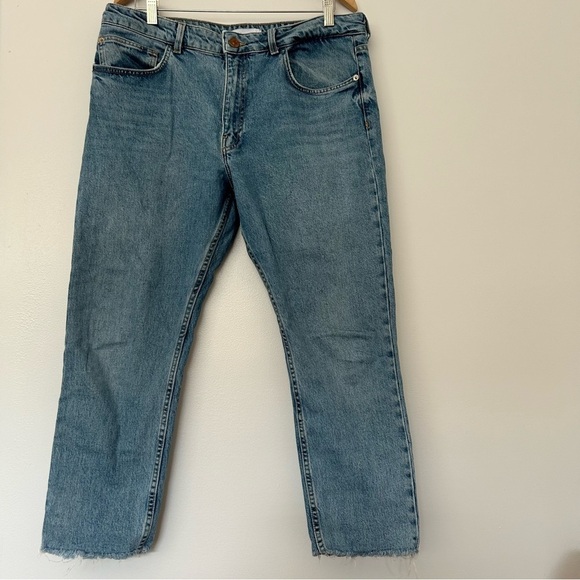 Zara high rise straight leg jeans 12 - Picture 1 of 6
